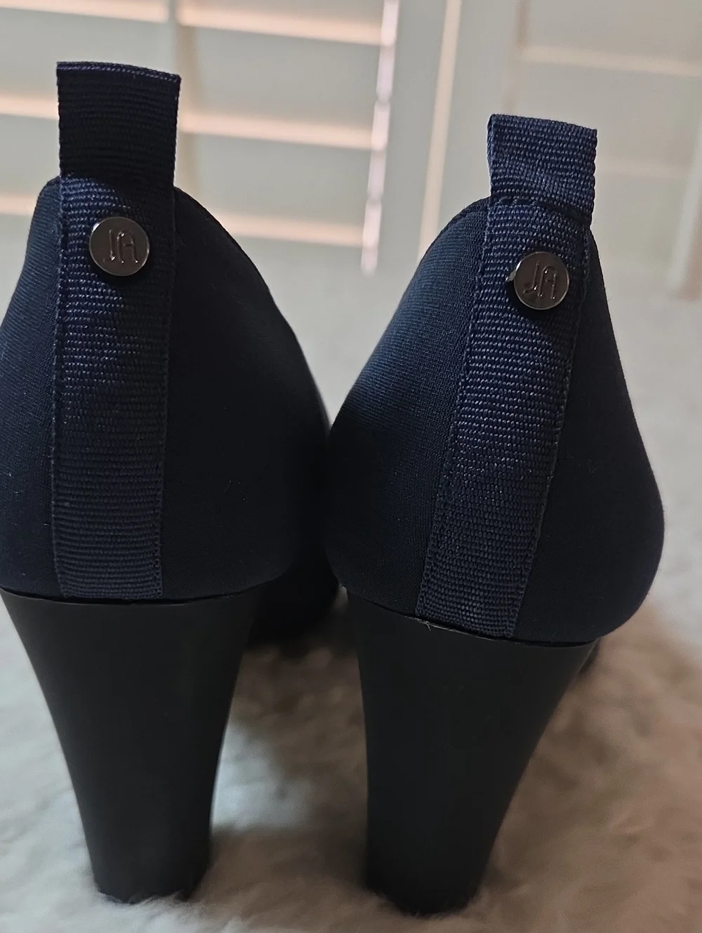 NWOT Jenn Ardor Navy Round-Toe High Heels Chunky  Pumps Sz 6